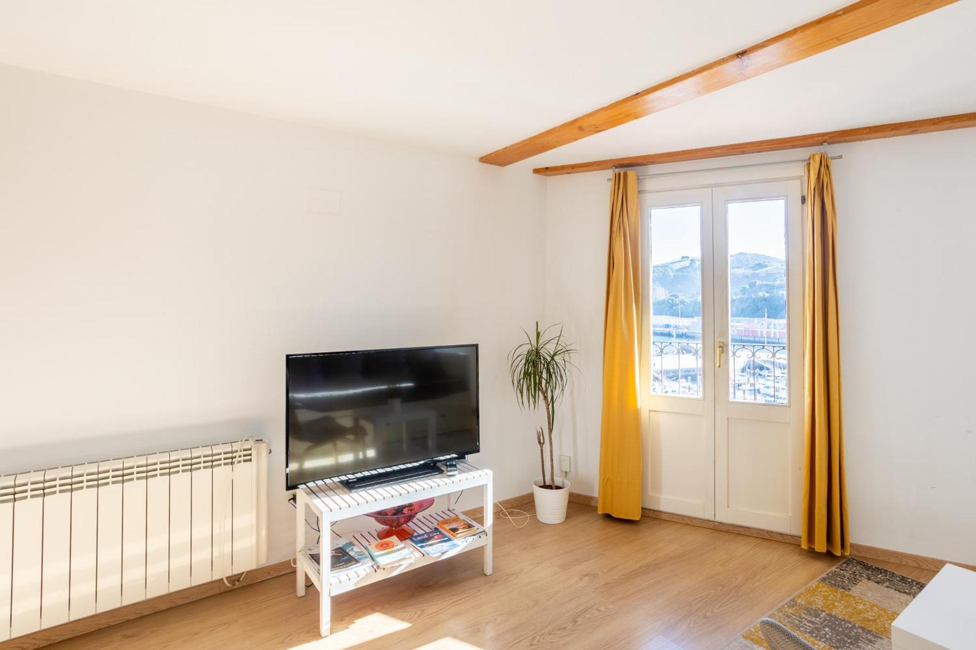 Apartamentos Bermeo, Museoa מראה חיצוני תמונה